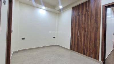 Bedroom Image of 1500 Sq.ft 3 BHK Apartment / Flat for rent in Indirapuram Ghaziabad for Rs. 28000