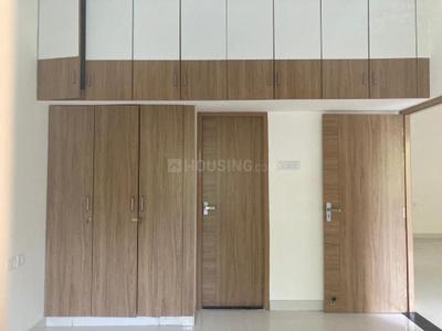Bedroom Image of 1840 Sq.ft 3 BHK Apartment / Flat for rent in Virugambakkam Chennai for Rs. 60000