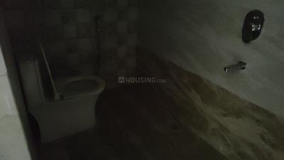 Bathroom Image of 1550 Sq.ft 3 BHK Apartment / Flat for rent in Gola Road Patna for Rs. 24000
