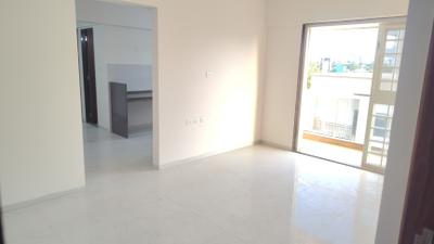 Living Room Image of 860 Sq.ft 2 BHK Apartment / Flat for rent in Alankar Audumbar Green A Wing, Tathawade Pune for Rs. 28000
