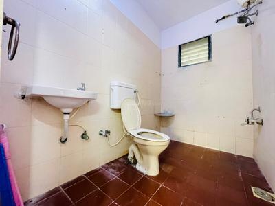 Bathroom Image of 1223 Sq.ft 2 BHK Apartment / Flat for rent in Vishwanath Sharanam 8, Jodhpur Ahmedabad for Rs. 25000