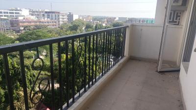 Balcony Image of 1390 Sq.ft 3 BHK Apartment / Flat for sale in Emaar Emerald Estate, Sector 65 Gurgaon for Rs. 25000000