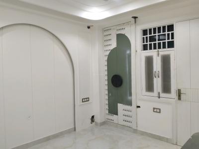 Bedroom Image of 1250 Sq.ft 4 BHK Builder Floor for sale in Mahavir Enclave New Delhi for Rs. 13500000