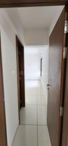Image of 1000 Sq.ft 2 BHK Apartment / Flat for rent in Oxy Beaumonde, Viman Nagar, Pune for Rs. 45000