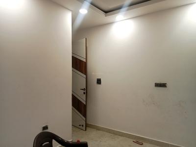Bedroom Image of 1000 Sq.ft 3 BHK Builder Floor for sale in Govindpuri New Delhi for Rs. 7000000