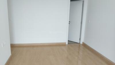Bedroom Image of 2400 Sq.ft 3.5 BHK Apartment / Flat for sale in DLF One Midtown, Karampura New Delhi for Rs. 55000000