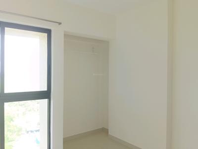 Bedroom Image of 1000 Sq.ft 2.5 BHK Apartment / Flat for rent in Lodha Splendora, Kasarvadavali Thane for Rs. 30000