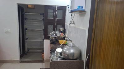 Kitchen Image of 1200 Sq.ft 1 RK Studio for rent in Khema-Ka-Kuwa Jodhpur for Rs. 12000