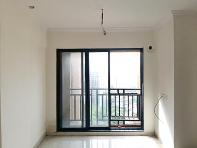 Living Room Image of 640 Sq.ft 1 BHK Apartment / Flat for sale in Raunak Unnathi Woods Phase 3, Kasarvadavali Thane for Rs. 6300000