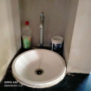 Bathroom Image of 1000 Sq.ft 3 BHK Independent House for rent in Garia, Sonarpur Kolkata for Rs. 16000