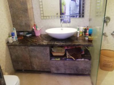 Bathroom Image of 1250 Sq.ft 3 BHK Apartment / Flat for sale in Sangam Apartment, Paschim Vihar New Delhi for Rs. 14100000