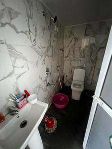 Bathroom Image of 650 Sq.ft 1.5 BHK Apartment / Flat for sale in Divine Heights, Diva Thane for Rs. 5300000