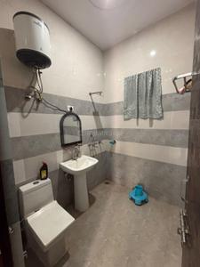 Bathroom Image of 1500 Sq.ft 2 BHK Builder Floor for rent in Hawelia Central, Sector 12 Noida for Rs. 36000