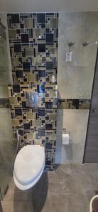 Bathroom Image of 1408 Sq.ft 3.5 BHK Apartment / Flat for sale in Heritage Krishna Heritage, Chembur Mumbai for Rs. 42500000