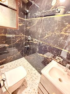 Bathroom Image of 1120 Sq.ft 3 BHK Builder Floor for sale in Chhattarpur New Delhi for Rs. 9000000