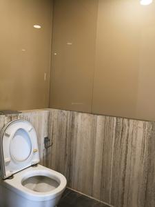 Common Bathroom One Image of 2250 Sq.ft 4 BHK Apartment / Flat for sale in Lodha Enchante, Sion Mumbai for Rs. 63500000
