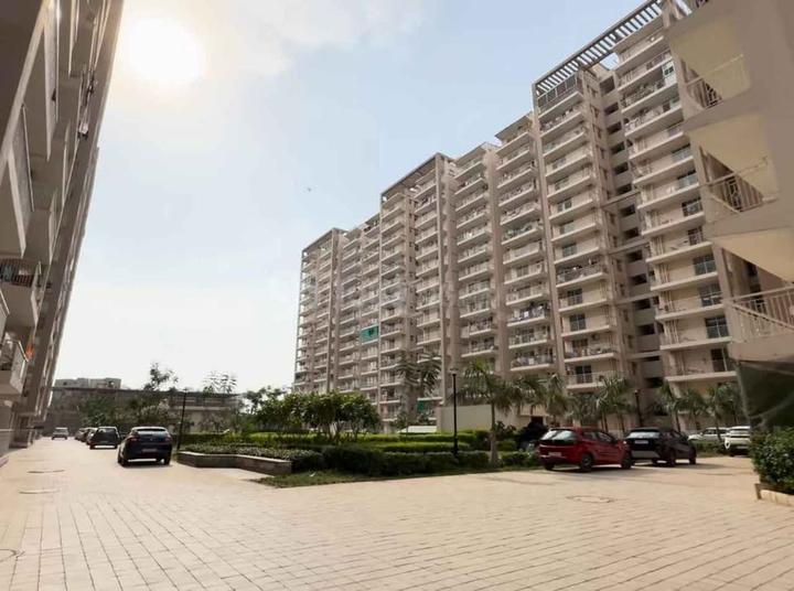 Shree Green Court Main Image 1