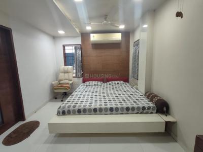 Bedroom Image of 3300 Sq.ft 5 BHK Apartment / Flat for sale in Bodakdev Ahmedabad for Rs. 22000000