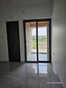 Bedroom Image of 850 Sq.ft 2 BHK Apartment / Flat for rent in Oxy Beaumonde, Viman Nagar Pune for Rs. 55000