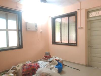 Bedroom Image of 700 Sq.ft 2 BHK Apartment / Flat for rent in Suyog Apartments, Dahisar West Mumbai for Rs. 42000