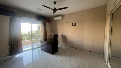 Bedroom Image of 1950 Sq.ft 3 BHK Apartment / Flat for sale in Marigold Complex, Kalyani Nagar Pune for Rs. 33500000
