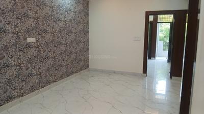 Living Room Image of 1200 Sq.ft 3 BHK Apartment / Flat for sale in Shalimar Garden Ghaziabad for Rs. 8500000