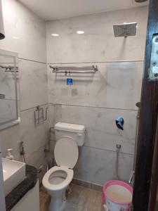 Bathroom Image of 1350 Sq.ft 3 BHK Builder Floor for rent in Shalimar Bagh New Delhi for Rs. 49000