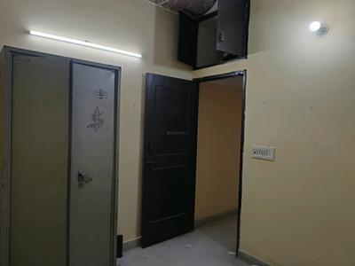 Bedroom Image of 350 Sq.ft 1 BHK Builder Floor for rent in Vaishali Ghaziabad for Rs. 9000