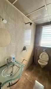 Bathroom Image of 465 Sq.ft 1 BHK Apartment / Flat for sale in Malad West Mumbai for Rs. 3800000