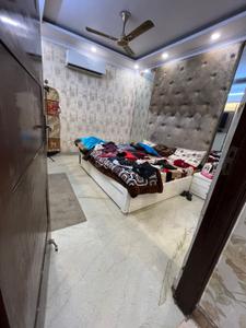 Bedroom Image of 1500 Sq.ft 3 BHK Builder Floor for rent in Mansarover Garden New Delhi for Rs. 60000