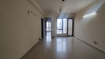 Living Room Image of 980 Sq.ft 2 BHK Apartment / Flat for rent in Logix Blossom County, Sector 137 Noida for Rs. 28000