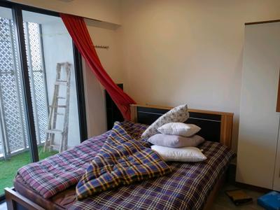 Bedroom Image of 440 Sq.ft 1 BHK Apartment / Flat for rent in Colaba Mumbai for Rs. 110000