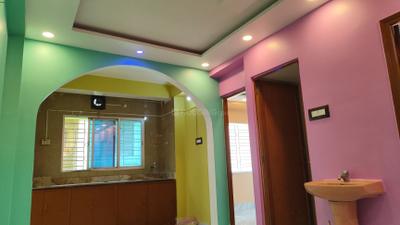 Living Room Image of 800 Sq.ft 2 BHK Apartment / Flat for sale in Airport Gate no. 1 Kolkata for Rs. 4200000