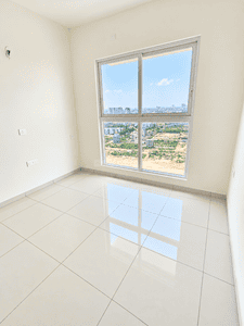 Image of 605 Sq.ft 1 BHK Apartment / Flat for sale in Godrej Splendour, K R Puram, Bengaluru for Rs. 8200000