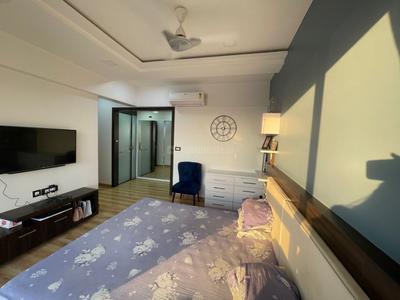 Bedroom Image of 1643 Sq.ft 3.5 BHK Apartment / Flat for sale in Runwal Elegante, Andheri West Mumbai for Rs. 67500000