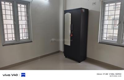 Bedroom Image of 1258 Sq.ft 3 BHK Apartment / Flat for rent in Sholinganallur Chennai for Rs. 32000