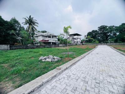 Image of 1305 Sq.ft Residential Plot / Land for sale in Kakkanad, Kochi for Rs. 2500000