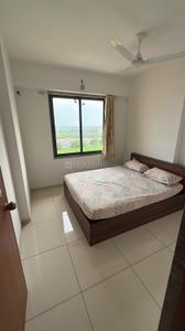 Bedroom Image of 1600 Sq.ft 2 BHK Apartment / Flat for rent in Science City Ahmedabad for Rs. 38000