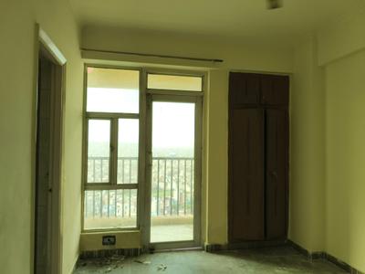 Bedroom Image of 1250 Sq.ft 2 BHK Apartment / Flat for sale in Gaur City 2 16th Avenue, Noida Extension Greater Noida for Rs. 10400000