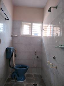 Common Bathroom Image of 800 Sq.ft 2 BHK Independent House for rent in Bellandur Bengaluru for Rs. 26000