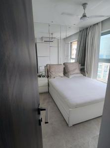 Bedroom Image of 650 Sq.ft 1 BHK Apartment / Flat for sale in Hiranandani Regent Hill A B C D And E Wing, Powai Mumbai for Rs. 19000000