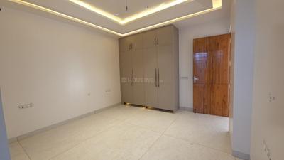 Bedroom Image of 2400 Sq.ft 4 BHK Builder Floor for sale in Sector 102 Gurgaon for Rs. 40000000