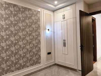 Bedroom Image of 2500 Sq.ft 4.5 BHK Builder Floor for sale in Sector 63 Gurgaon for Rs. 31500000