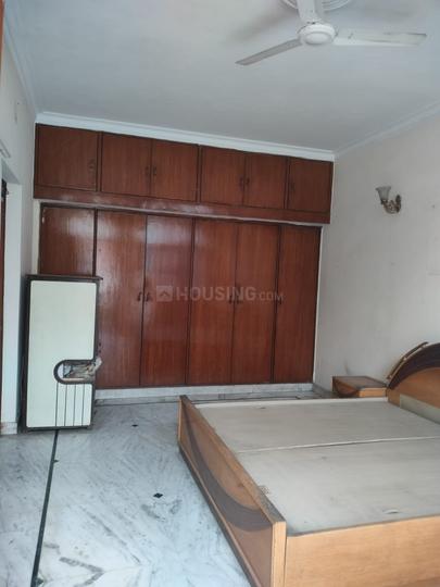 Sector 25, DLF Phase 2 Bedroom 1