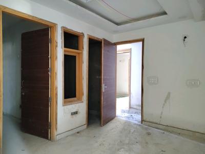 Living Room Image of 650 Sq.ft 2 BHK Apartment / Flat for sale in Sangam Vihar New Delhi for Rs. 4000000