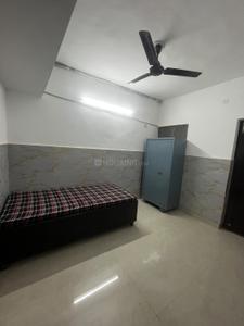 Bedroom Image of 800 Sq.ft 2 BHK Independent House for rent in Sector 19 Noida for Rs. 25000