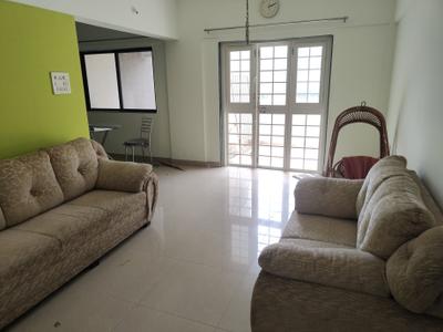 Living Room Image of 925 Sq.ft 2 BHK Apartment / Flat for rent in Magarpatta City Iris, Magarpatta City Pune for Rs. 38000