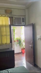Bedroom Image of 1200 Sq.ft 1 RK Builder Floor for rent in Gomti Nagar Lucknow for Rs. 12000
