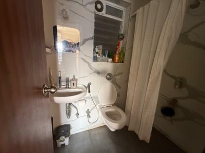 Bathroom Image of 550 Sq.ft 1 BHK Apartment / Flat for sale in Raunak Bliss Phase A A3, Kasarvadavali Thane for Rs. 6500000