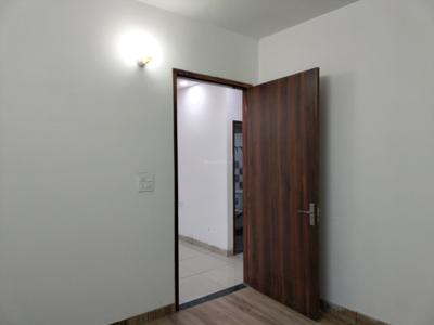 Bedroom Image of 1018 Sq.ft 2 BHK Builder Floor for sale in Uniwest Arcade Homes, Sector 102 Noida for Rs. 6600000